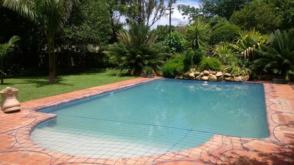 Hotel Hillside Manor Bulawayo Zewnętrze zdjęcie